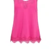 Bloezen & Tops<CC Hart Top Met Kanten Details Puck | Roze